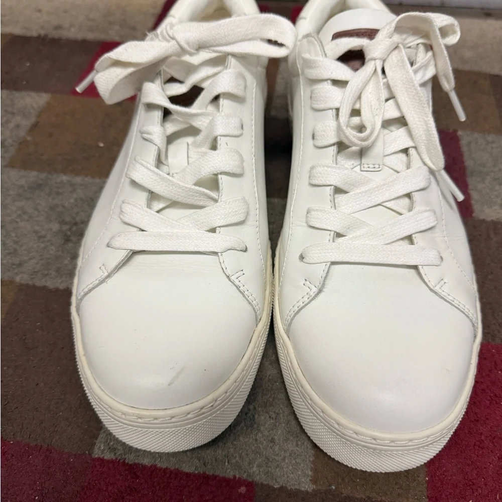 Coach Men’s White Leather Low Tops Sneakers - Picture 2 of 14